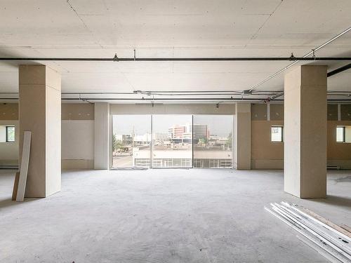 Interior - 500-5075 Rue De Sorel, Montréal (Côte-Des-Neiges/Notre-Dame-De-Grâce), QC - Indoor Photo Showing Garage