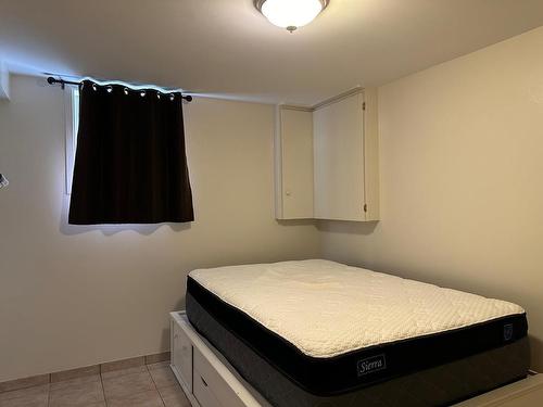 131 Ravenwood Avenue, Thunder Bay, ON - Indoor Photo Showing Bedroom