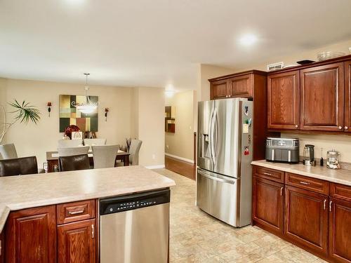 168 Lawrence Road, Thunder Bay, ON - Indoor Photo Showing Kitchen