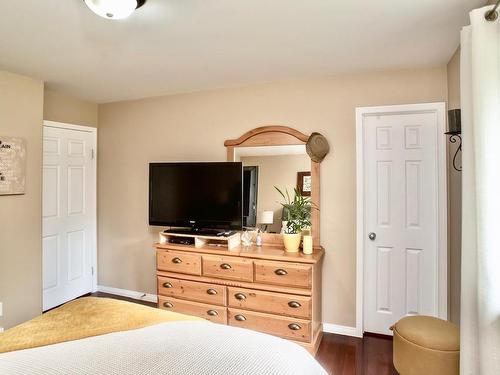 168 Lawrence Road, Thunder Bay, ON - Indoor Photo Showing Bedroom