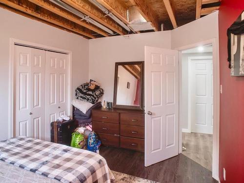 168 Lawrence Road, Thunder Bay, ON - Indoor Photo Showing Bedroom