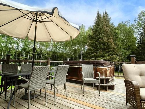 168 Lawrence Road, Thunder Bay, ON - Outdoor With Deck Patio Veranda