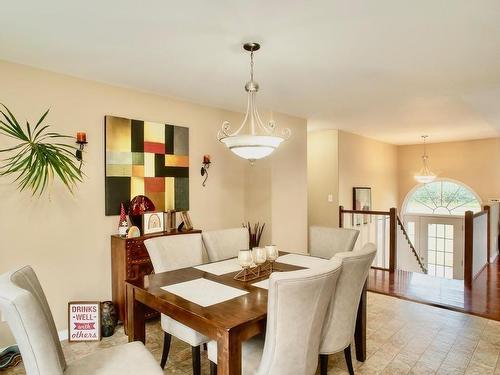 168 Lawrence Road, Thunder Bay, ON - Indoor Photo Showing Dining Room