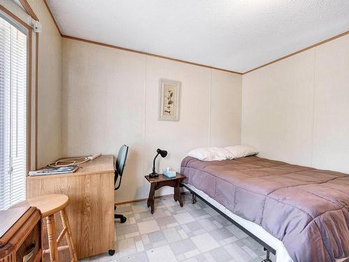 46 Blackpool Road, Clearwater, BC - Indoor Photo Showing Bedroom