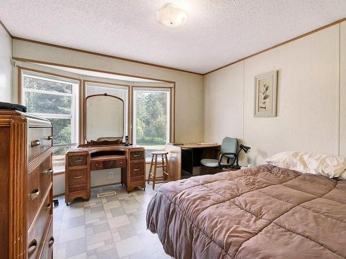 46 Blackpool Road, Clearwater, BC - Indoor Photo Showing Bedroom