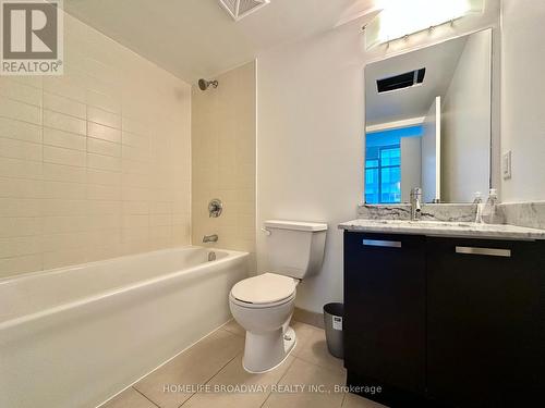 1506W - 36 Lisgar Street, Toronto (Little Portugal), ON - Indoor Photo Showing Bathroom