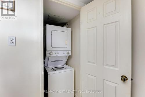 320 - 6 Humberline Drive, Toronto (West Humber-Clairville), ON - Indoor Photo Showing Laundry Room