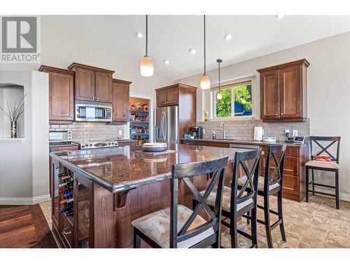 3341 Hihannah View, West Kelowna, BC - Indoor Photo Showing Kitchen With Upgraded Kitchen