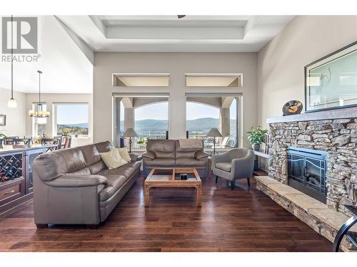 3341 Hihannah View, West Kelowna, BC - Indoor Photo Showing Living Room With Fireplace