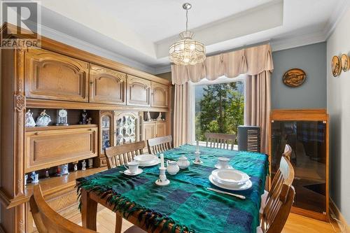 611 Shuswap Street Sw Unit# #204, Salmon Arm, BC - Indoor Photo Showing Dining Room