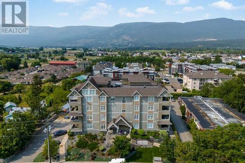 611 Shuswap Street Sw Unit# #204, Salmon Arm, BC - Outdoor With View