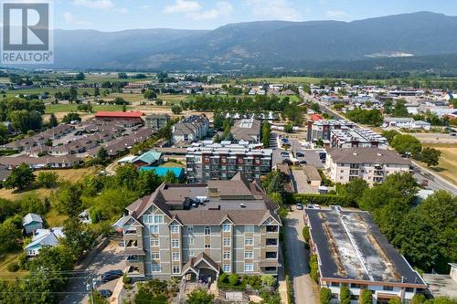 611 Shuswap Street Sw Unit# #204, Salmon Arm, BC - Outdoor With View