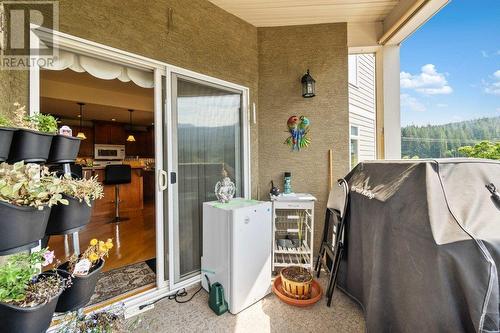 611 Shuswap Street Sw Unit# #204, Salmon Arm, BC - Outdoor With Exterior