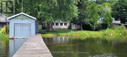 136 Coldstream Road, Kawartha Lakes, ON - Outdoor With Body Of Water