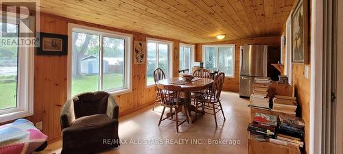 136 Coldstream Road, Kawartha Lakes, ON - Indoor Photo Showing Dining Room