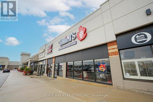 B3A - 300 North Service Road W, Oakville (Glen Abbey), ON 