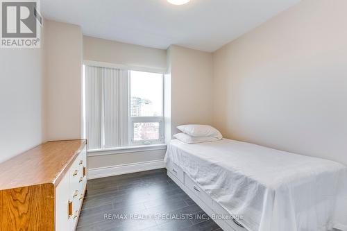 702 - 9 George Street, Brampton (Downtown Brampton), ON - Indoor Photo Showing Bedroom