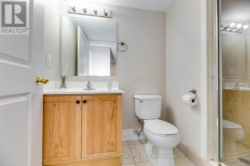 702 - 9 George Street, Brampton (Downtown Brampton), ON - Indoor Photo Showing Bathroom