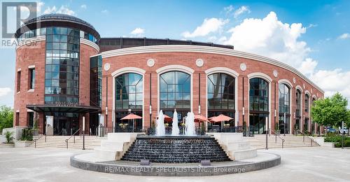 702 - 9 George Street, Brampton (Downtown Brampton), ON - Outdoor With Facade