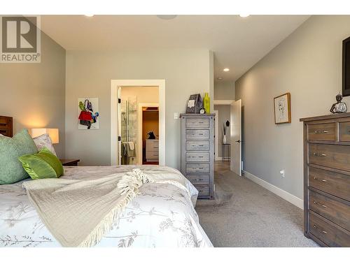 6539 Blackcomb Place, Vernon, BC - Indoor Photo Showing Bedroom