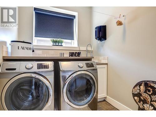 6539 Blackcomb Place, Vernon, BC - Indoor Photo Showing Laundry Room