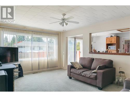 31 Fulmar Street, Kitimat, BC - Indoor Photo Showing Living Room