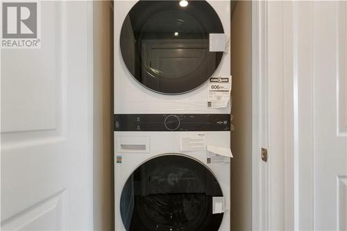 3 Park Street, Brockville, ON - Indoor Photo Showing Laundry Room