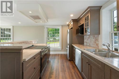 3 Park Street, Brockville, ON - Indoor Photo Showing Kitchen With Double Sink