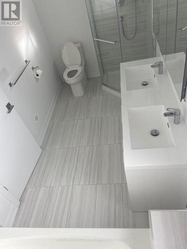 18 Perth Avenue, Toronto (Dufferin Grove), ON - Indoor Photo Showing Bathroom