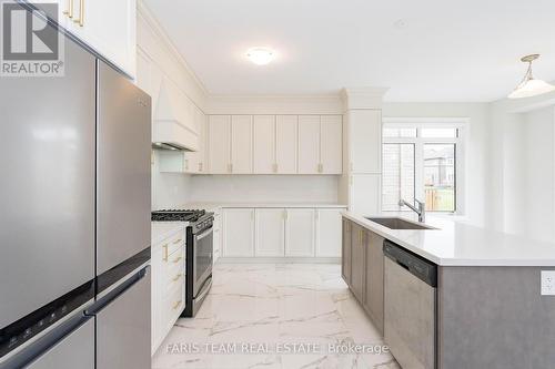 1246 Broderick Street, Innisfil, ON - Indoor Photo Showing Kitchen