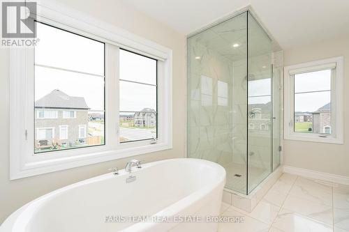 1246 Broderick Street, Innisfil, ON - Indoor Photo Showing Bathroom