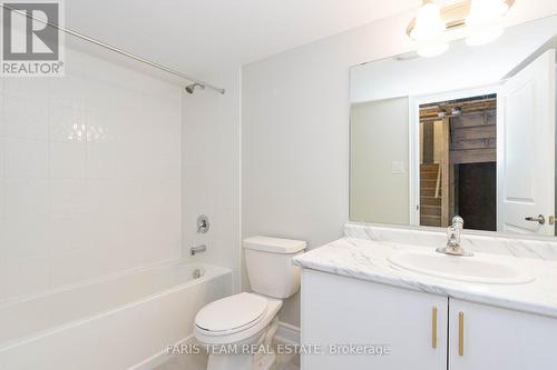 1246 Broderick Street, Innisfil, ON - Indoor Photo Showing Bathroom