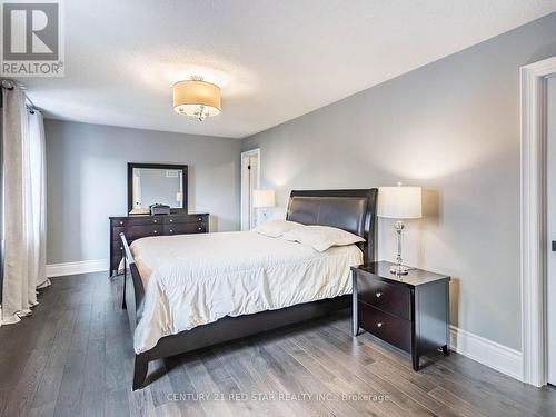 12 Rowley Street, Richmond Hill (Oak Ridges), ON - Indoor Photo Showing Bedroom