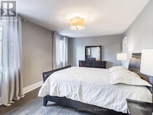 12 Rowley Street, Richmond Hill (Oak Ridges), ON - Indoor Photo Showing Bedroom