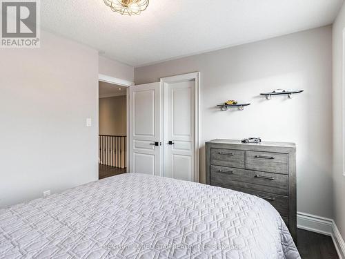 12 Rowley Street, Richmond Hill (Oak Ridges), ON - Indoor Photo Showing Bedroom