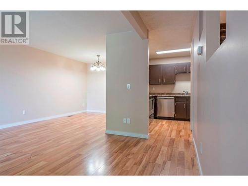 2100 43 Avenue Unit# 107, Vernon, BC - Indoor Photo Showing Kitchen