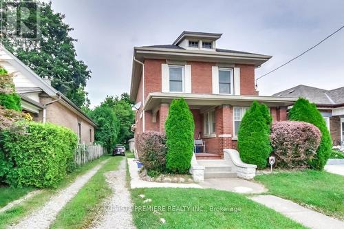 1116 Trafalgar Street S, London, ON - Outdoor With Facade