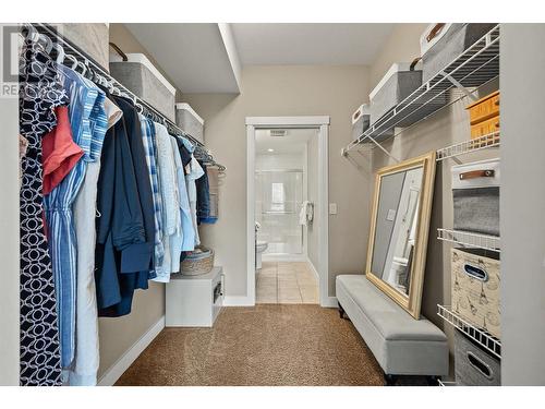 2210 Upper Sundance Drive Unit# 1304, West Kelowna, BC - Indoor With Storage