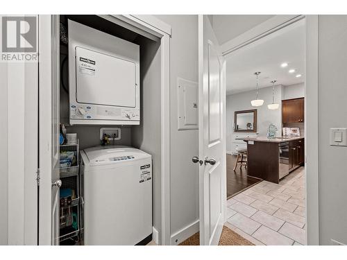 2210 Upper Sundance Drive Unit# 1304, West Kelowna, BC - Indoor Photo Showing Laundry Room