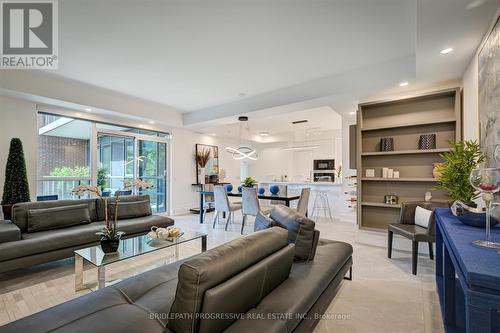 301 - 3 Southvale Drive, Toronto (Leaside), ON - Indoor Photo Showing Living Room