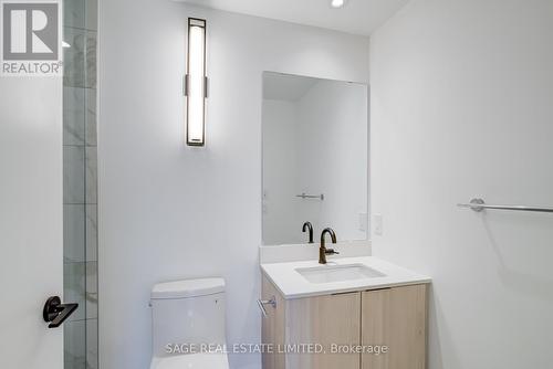 1103 - 123 Portland Street, Toronto (Waterfront Communities), ON - Indoor Photo Showing Bathroom