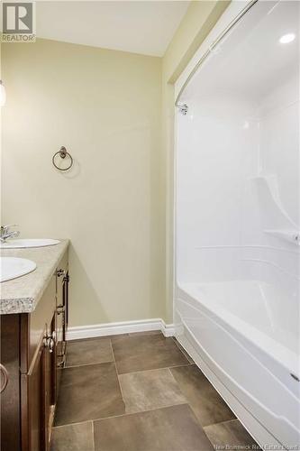 16 Birchfield, Moncton, NB - Indoor Photo Showing Bathroom