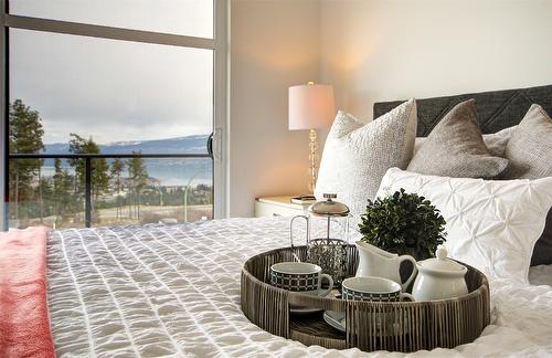 3704 Morningside Drive, West Kelowna, BC - Indoor Photo Showing Bedroom