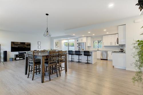 3704 Morningside Drive, West Kelowna, BC - Indoor