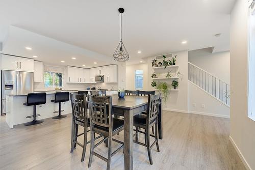 3704 Morningside Drive, West Kelowna, BC - Indoor Photo Showing Dining Room