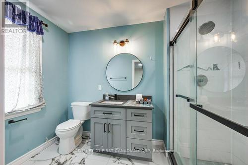 master bedroom ensuite - 615 Commissioners Road E, London, ON - Indoor Photo Showing Bathroom