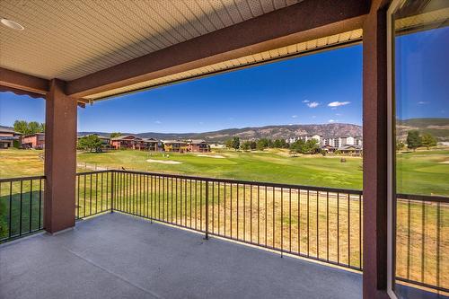 2302 Pine Vista Place, West Kelowna, BC - Outdoor With Exterior