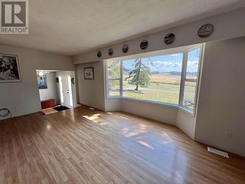 2069 Dragon Lake Road, Quesnel, BC - Indoor Photo Showing Other Room