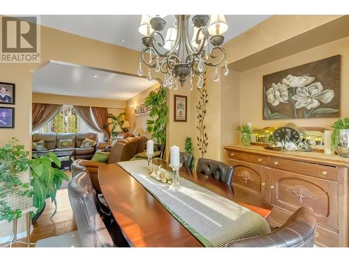 8093 Rochester Crescent, Prince George, BC - Indoor Photo Showing Dining Room