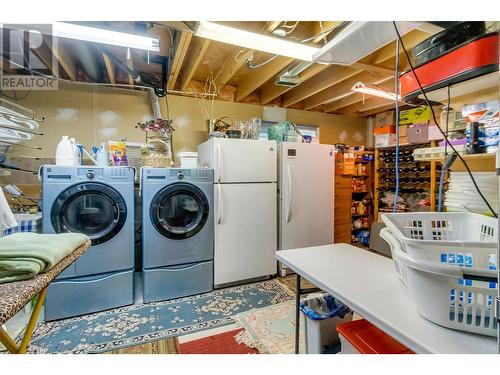 8093 Rochester Crescent, Prince George, BC - Indoor Photo Showing Laundry Room